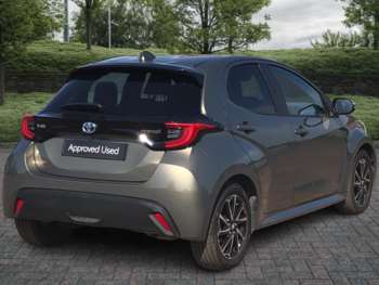 Used Toyota Yaris 2023 for sale - 74535679: Photo