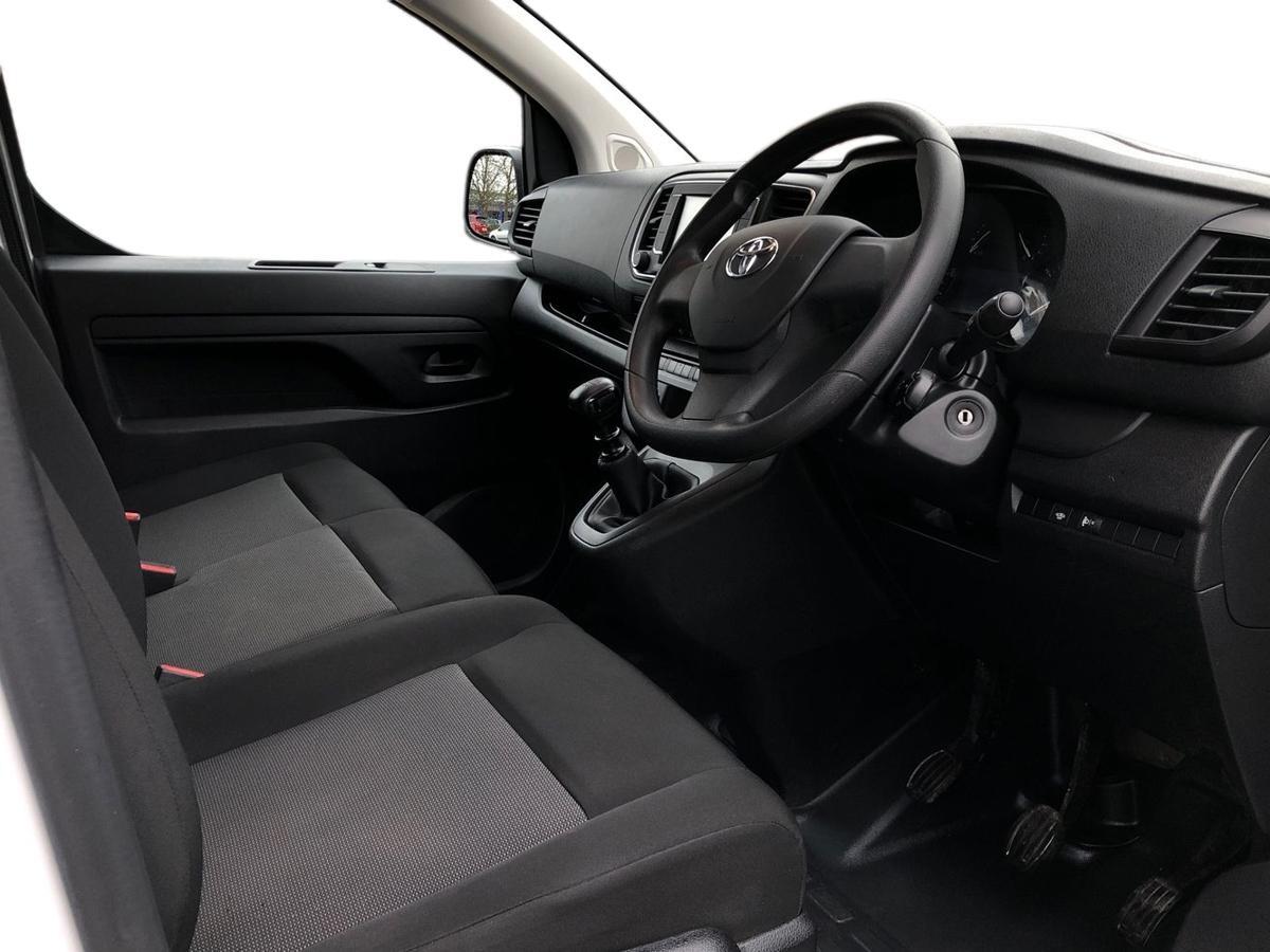 Used Toyota ProAce 2023 for sale - 77427496: Photo 12