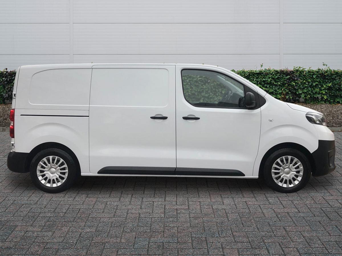 Used Toyota ProAce 2023 for sale - 77427496: Photo 5