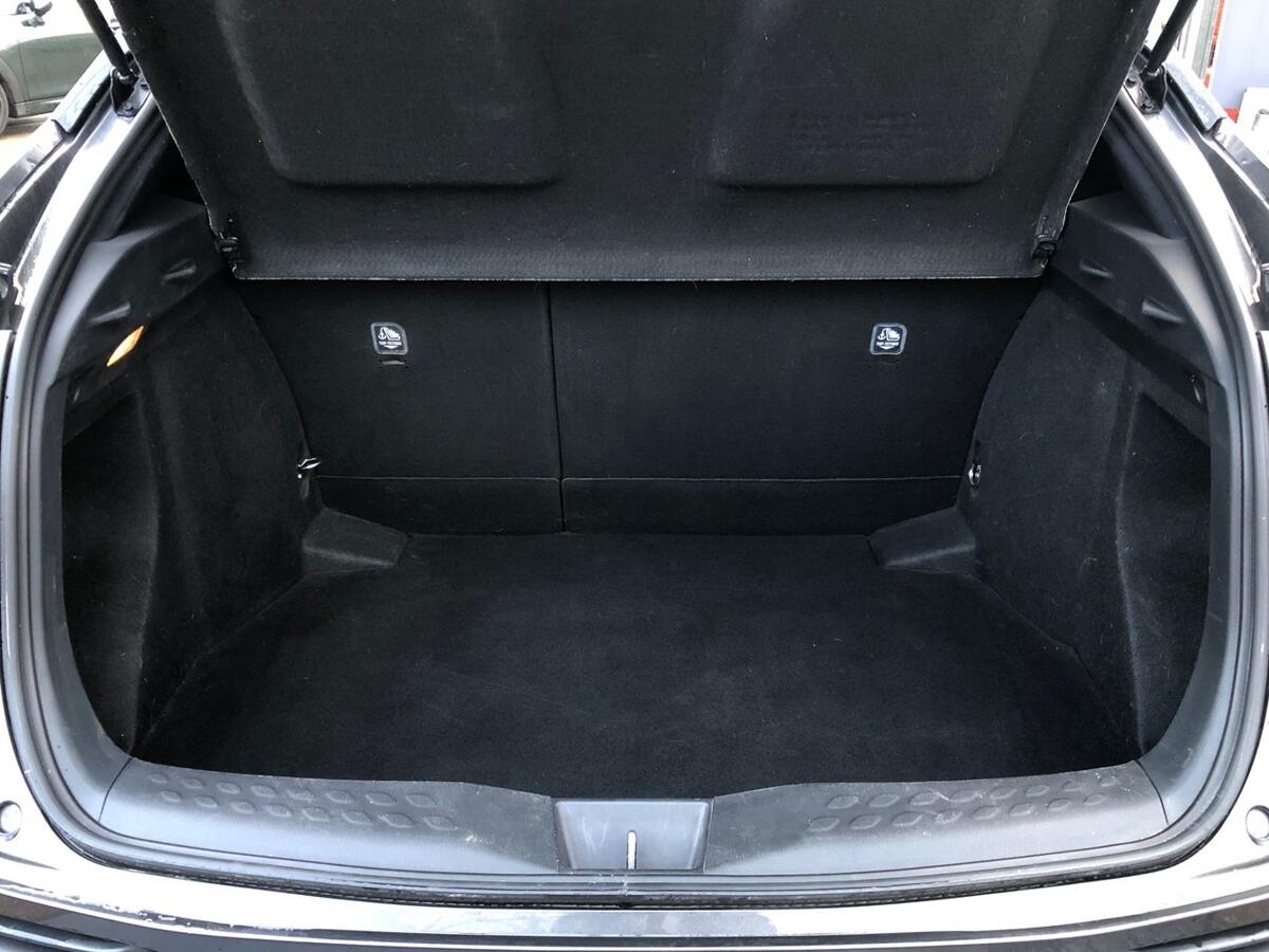 Used Toyota C-HR 2019 for sale - 77388401: Photo 17