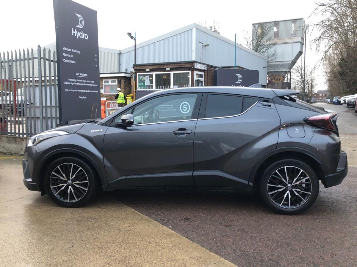 Used Toyota C-HR 2019 for sale - 77388401: Photo 7