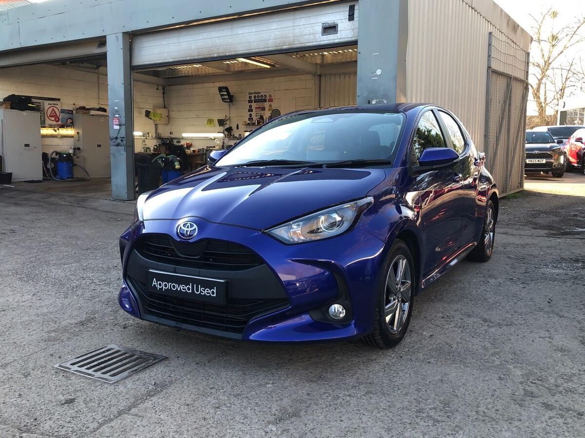 Used Toyota Yaris 2024 for sale - 77959305: Photo 19