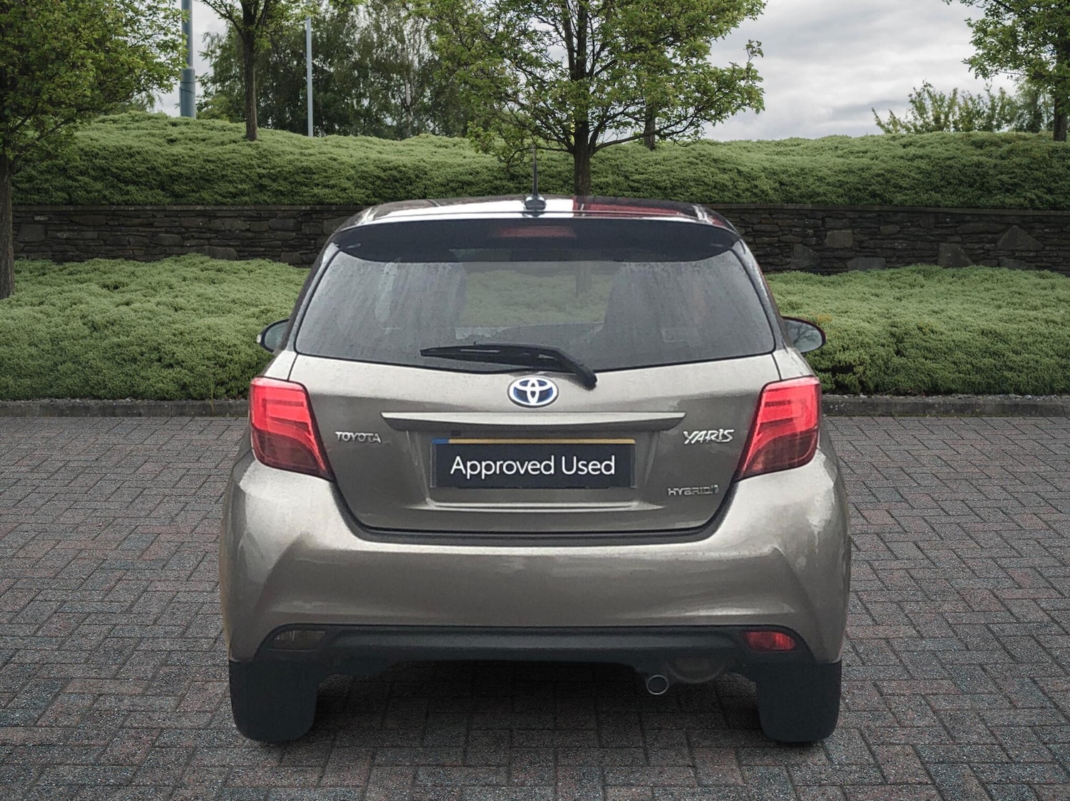 Used Toyota Yaris 2017 for sale - 76474460: Photo 8