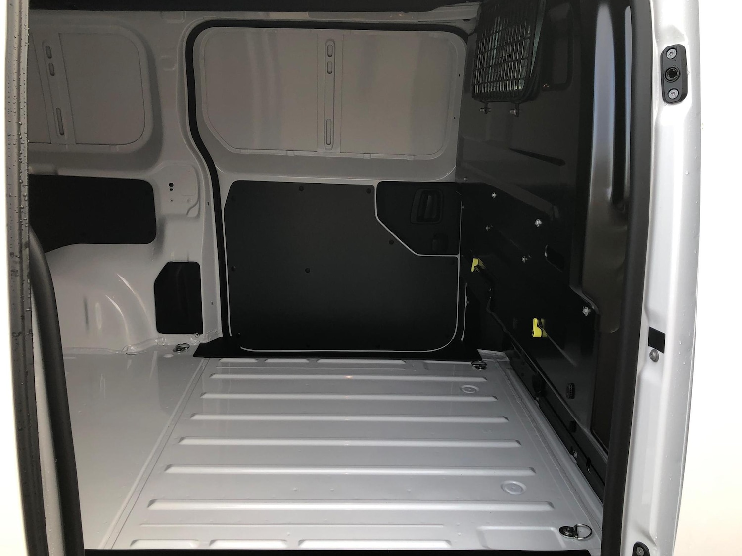 Used Toyota ProAce 2023 for sale - 76574680: Photo 2