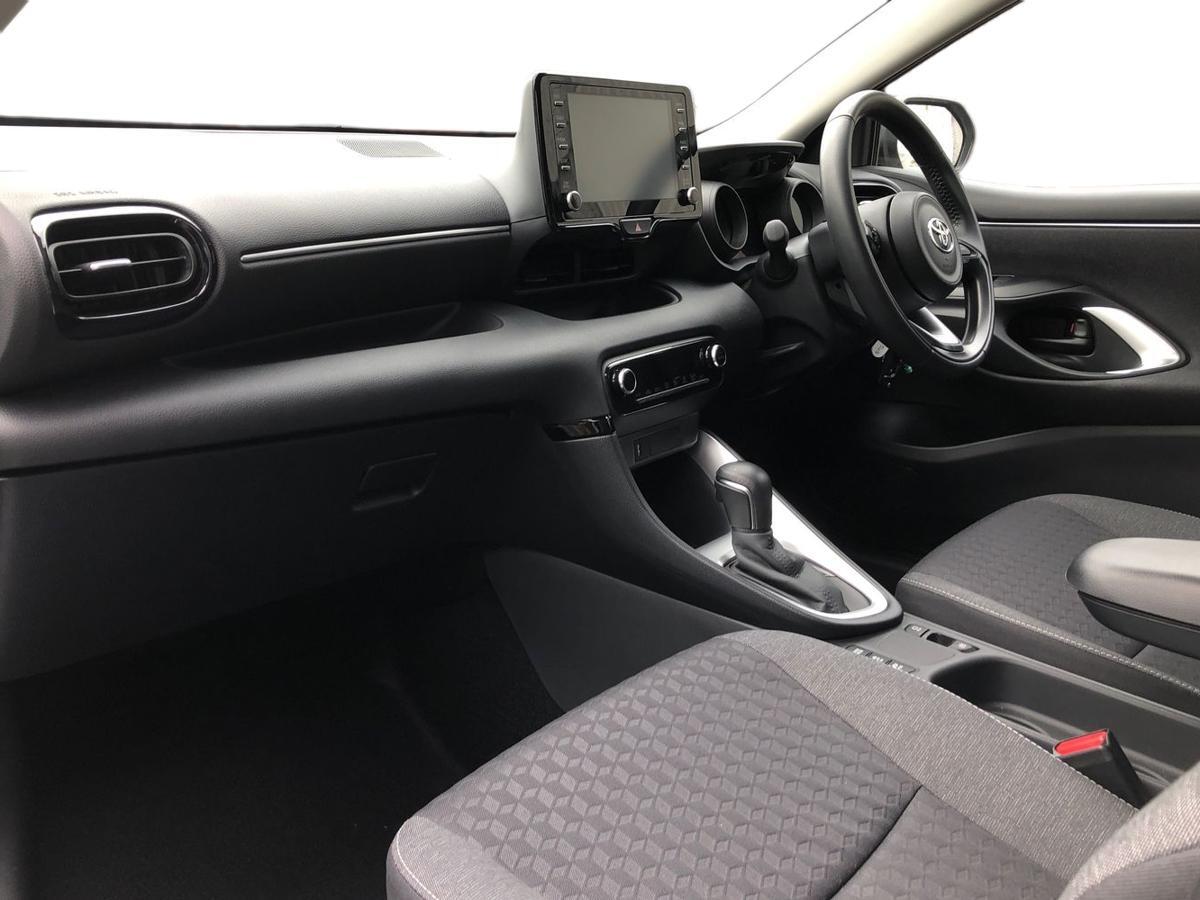 Used Toyota Yaris 2023 for sale - 78117270: Photo 15