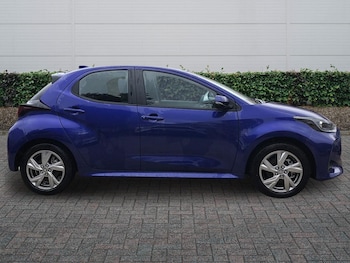 Used Toyota Yaris 2025 for sale - 78912454: Photo