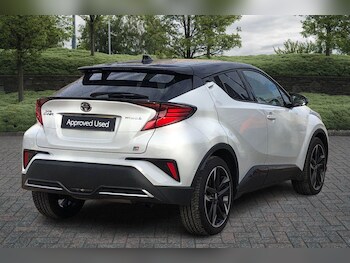 Used Toyota C-HR 2023 for sale - 76139822: Photo 2