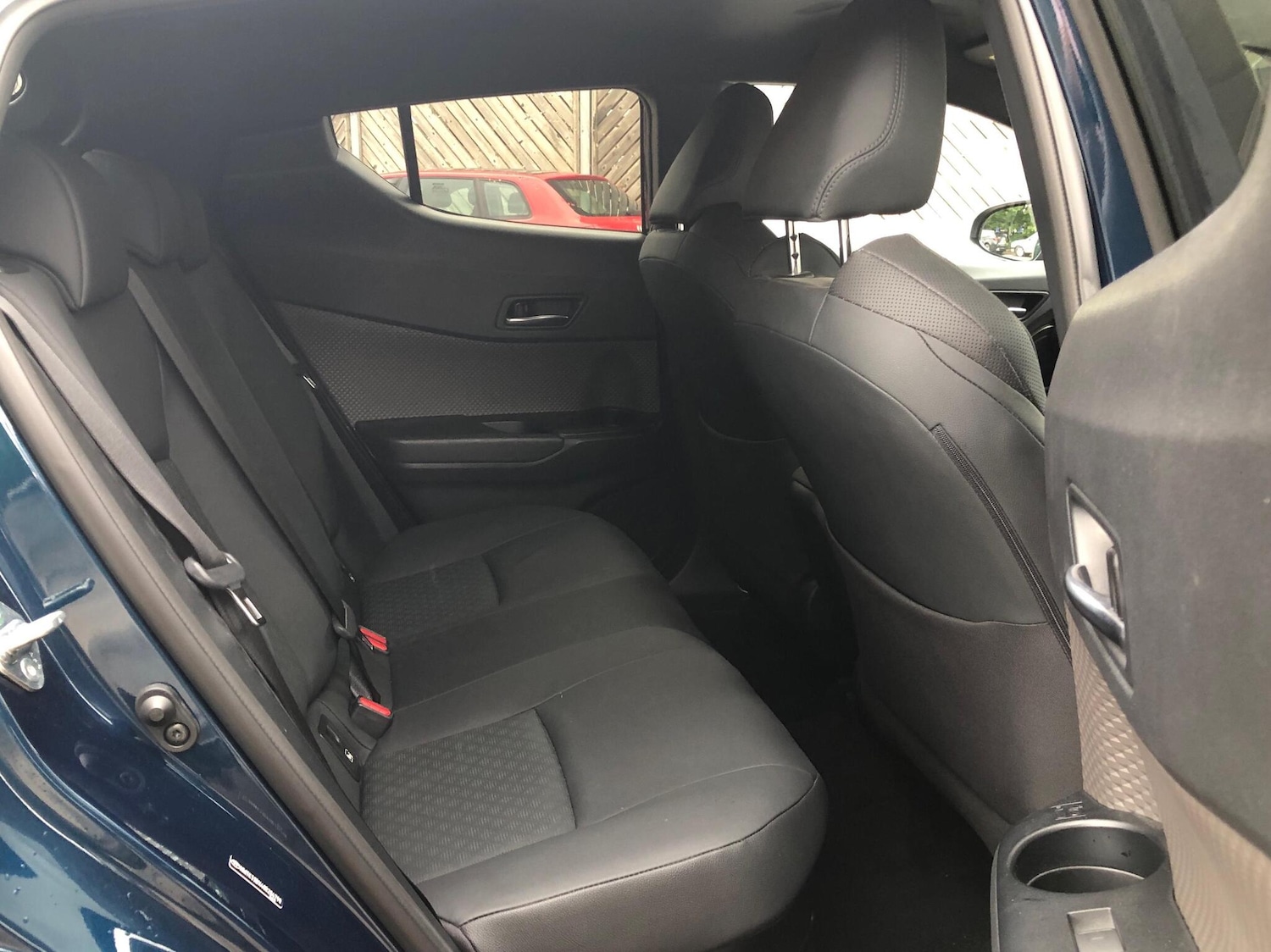 Used Toyota C-HR 2023 for sale - 76586506: Photo 12