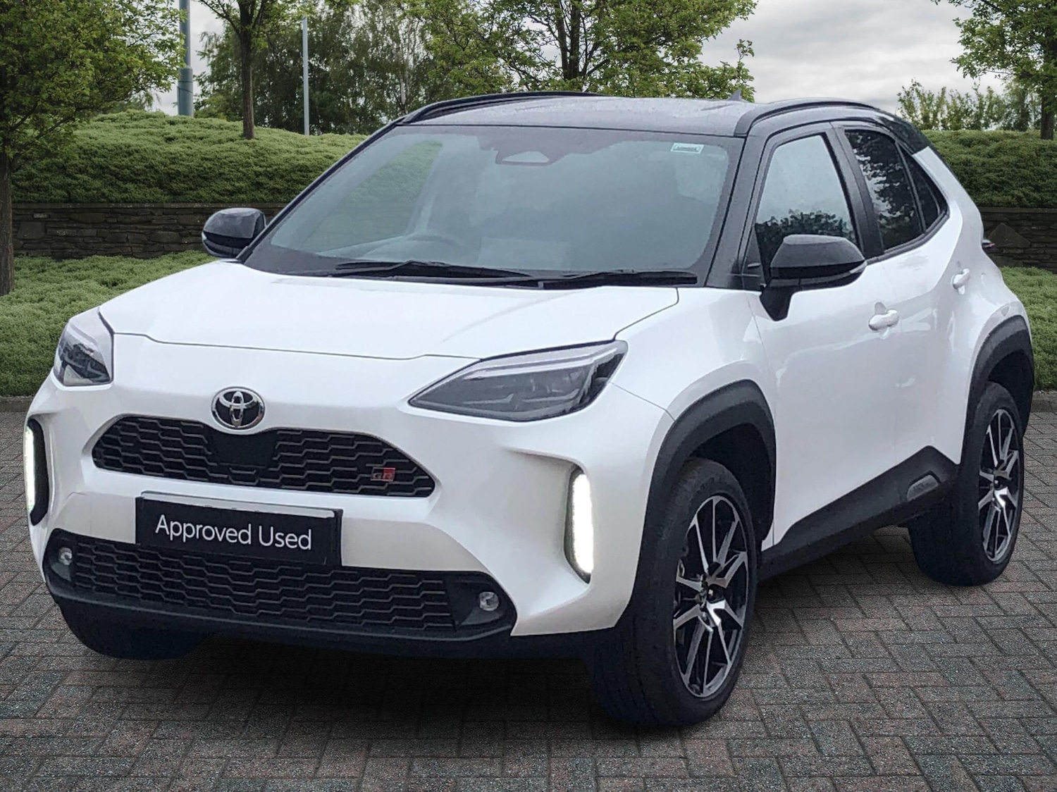 Used Toyota Yaris 2024 for sale - 75842352: Photo 2