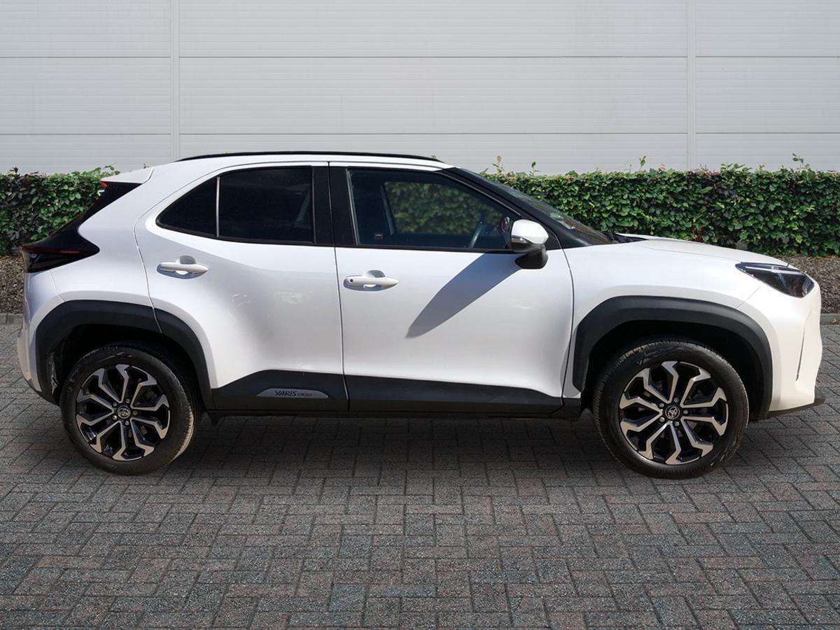 Used Toyota Yaris Cross 2024 for sale - 78215656: Photo 4