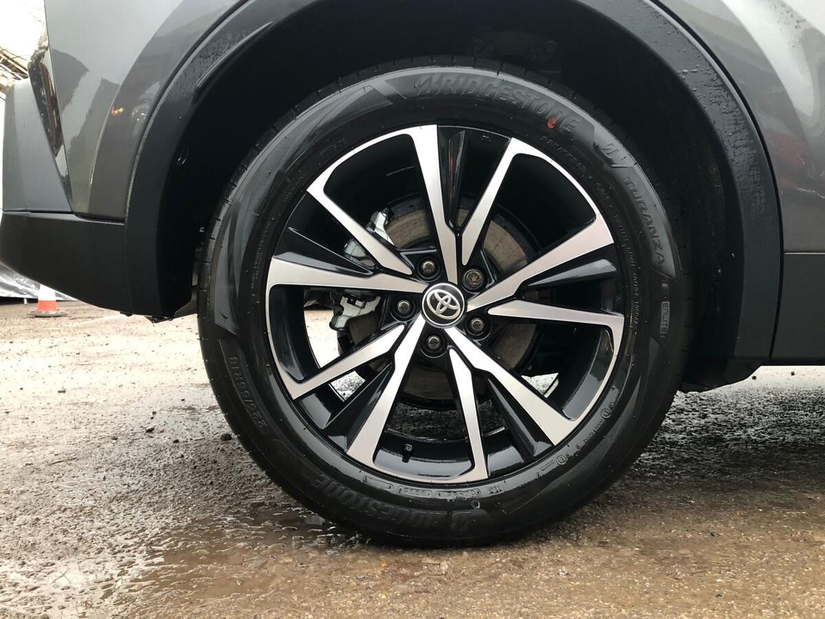 Used Toyota C-HR 2025 for sale - 77013546: Photo 16