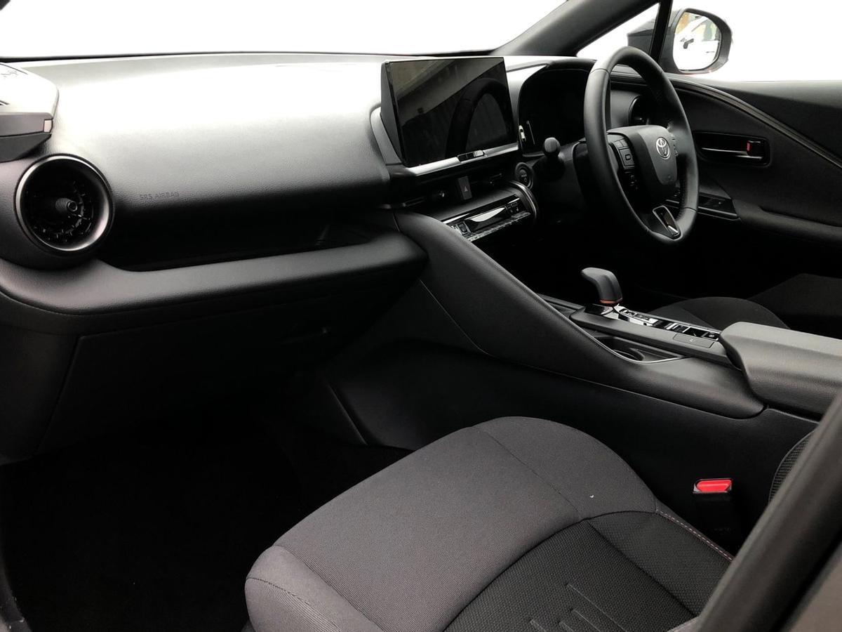 Used Toyota C-HR 2025 for sale - 77013546: Photo 7