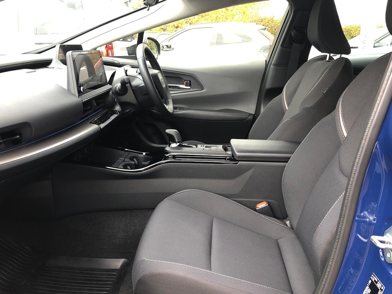 Used Toyota Prius 2025 for sale - 76474474: Photo 10