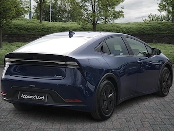 Used Toyota Prius 2025 for sale - 76474474: Photo