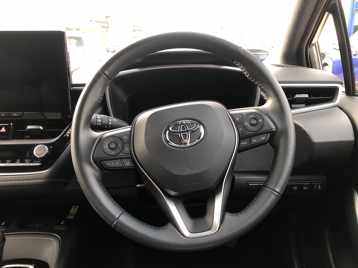 Used Toyota Corolla 2024 for sale - 76609234: Photo 11