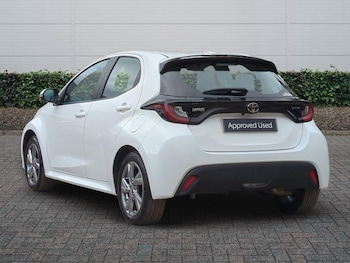 Used Toyota Yaris 2024 for sale - 79338695: Photo