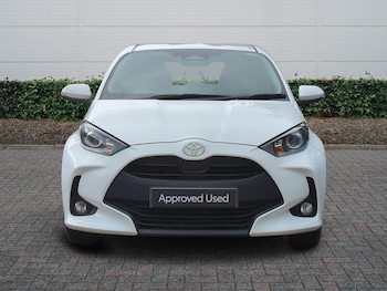 Used Toyota Yaris 2024 for sale - 79338695: Photo