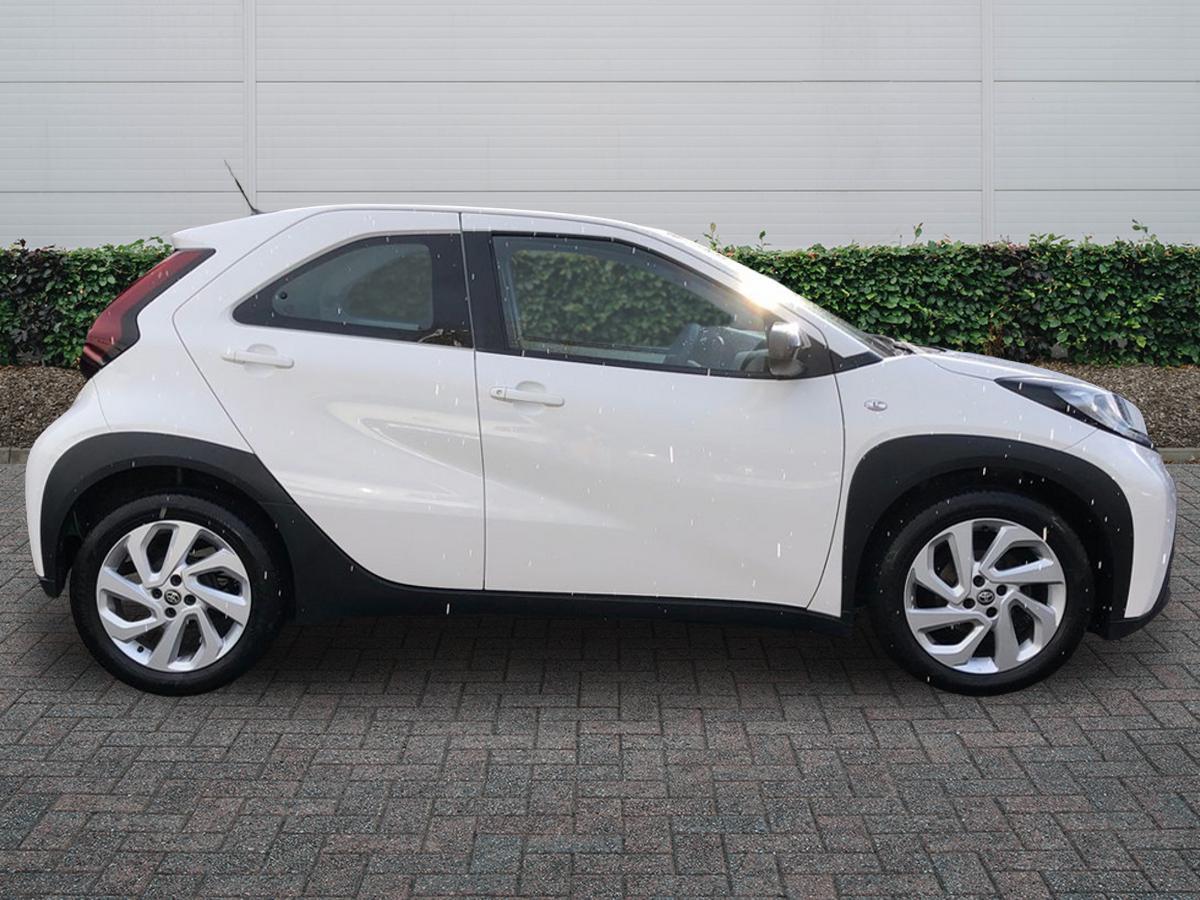 Used Toyota Aygo X 2022 for sale - 77926926: Photo 5