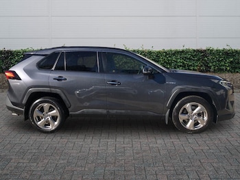 Used Toyota RAV4 2020 for sale - 78476032: Photo