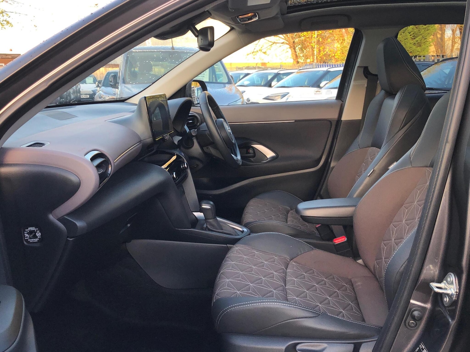 Used Toyota Yaris Cross 2023 for sale - 76434333: Photo 12