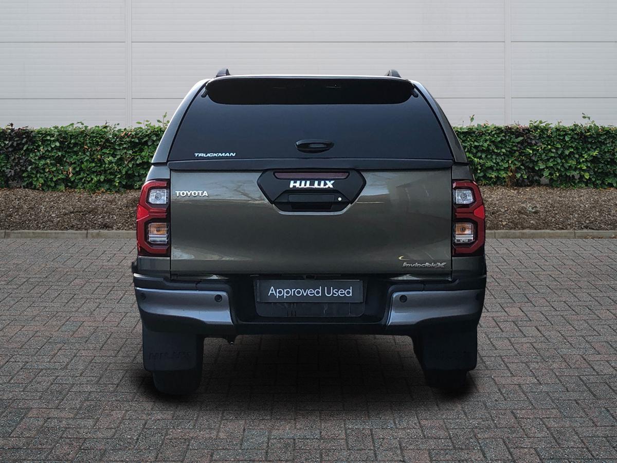 Used Toyota Hilux 2025 for sale - 76942844: Photo 5