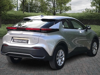 Used Toyota C-HR 2024 for sale - 75521701: Photo