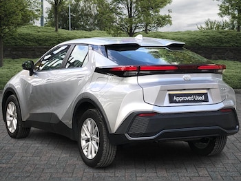 Used Toyota C-HR 2024 for sale - 75521701: Photo