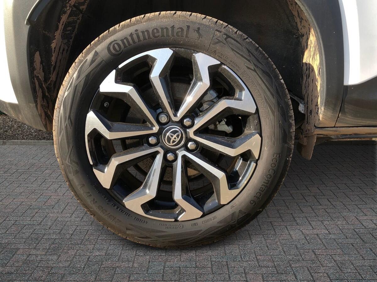 Used Toyota Yaris Cross 2023 for sale - 78049054: Photo 6