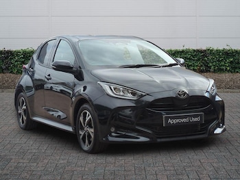 Used Toyota Yaris 2025 for sale - 79534348: Photo
