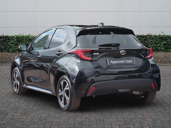 Used Toyota Yaris 2025 for sale - 79534348: Photo
