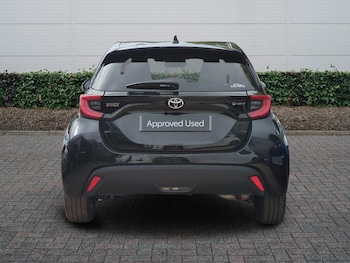 Used Toyota Yaris 2025 for sale - 79534348: Photo