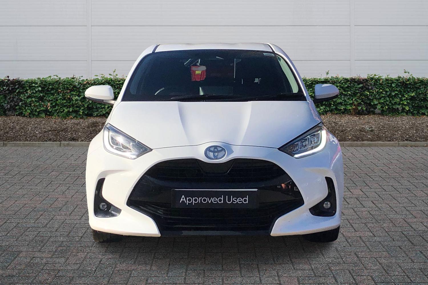 Used Toyota Yaris 2024 for sale - 77926857: Photo 3