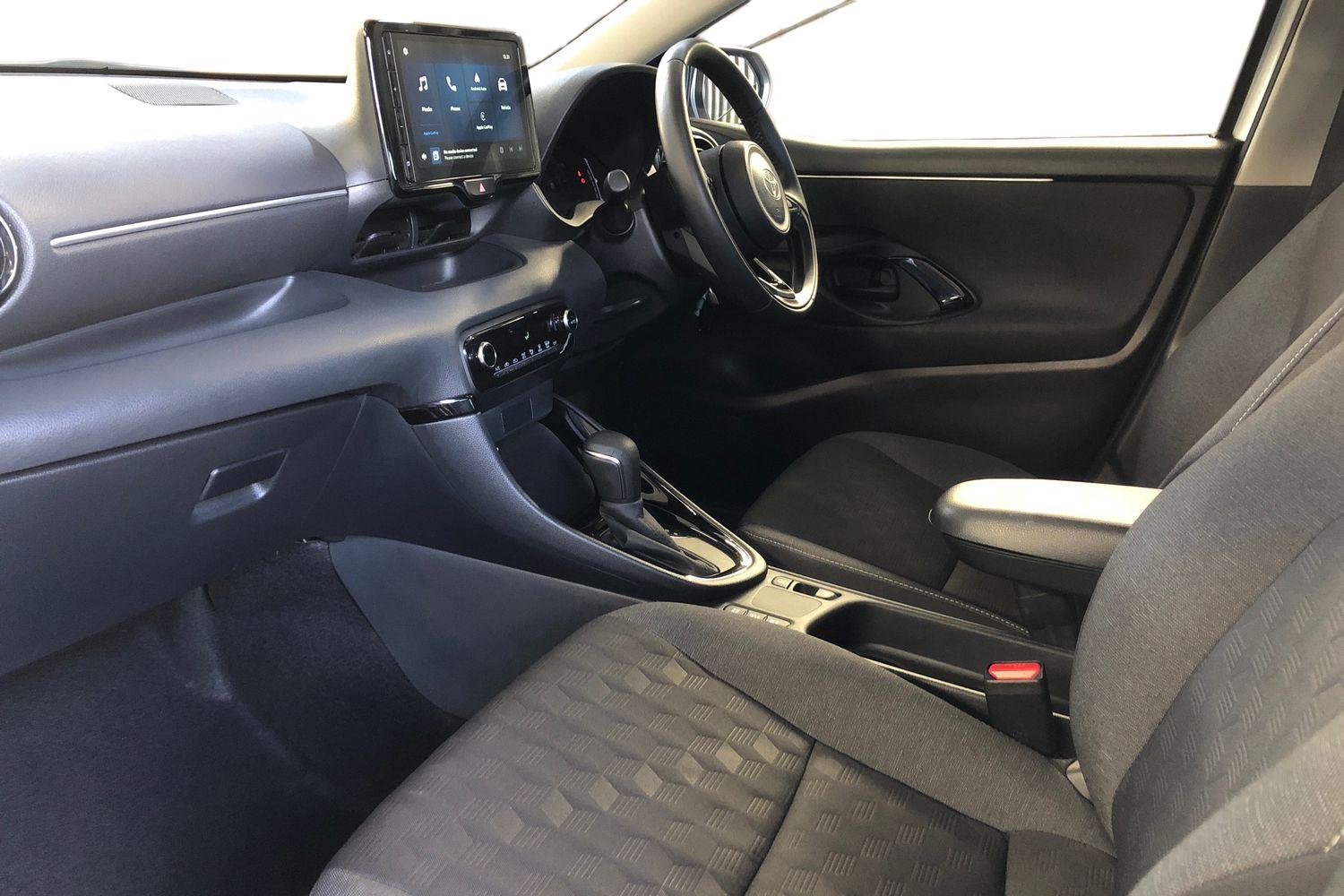 Used Toyota Yaris 2024 for sale - 77926857: Photo 7