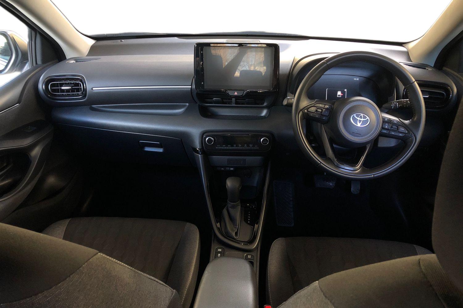Used Toyota Yaris 2024 for sale - 77926857: Photo 8