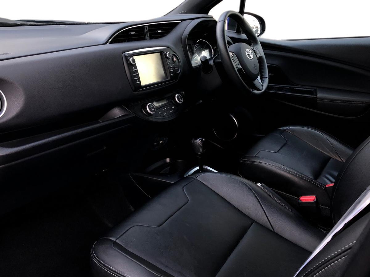 Used Toyota Yaris 2020 for sale - 77321319: Photo 15