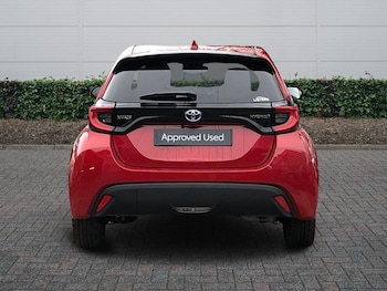 Used Toyota Yaris 2023 for sale - 77599784: Photo