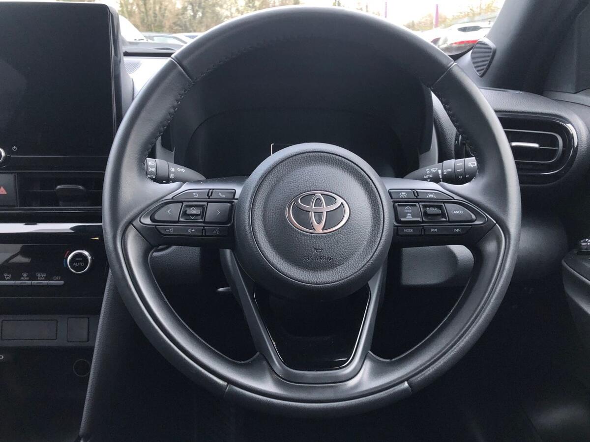 Used Toyota Yaris Cross 2025 for sale - 77725055: Photo 15