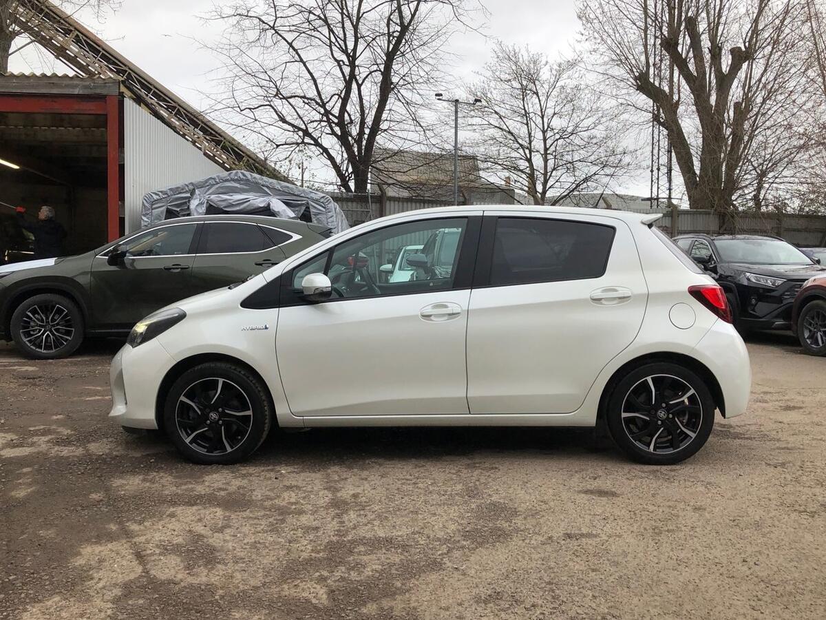 Used Toyota Yaris 2017 for sale - 77926818: Photo 19