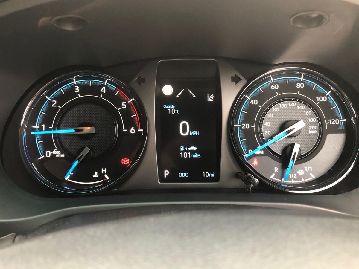 Used Toyota Hilux 2025 for sale - 77292979: Photo 21