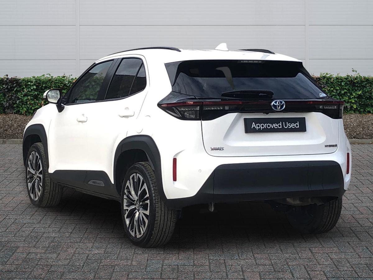 Used Toyota Yaris Cross 2024 for sale - 78059344: Photo 2