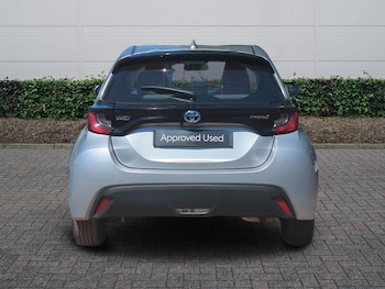 Used Toyota Yaris 2023 for sale - 79170530: Photo
