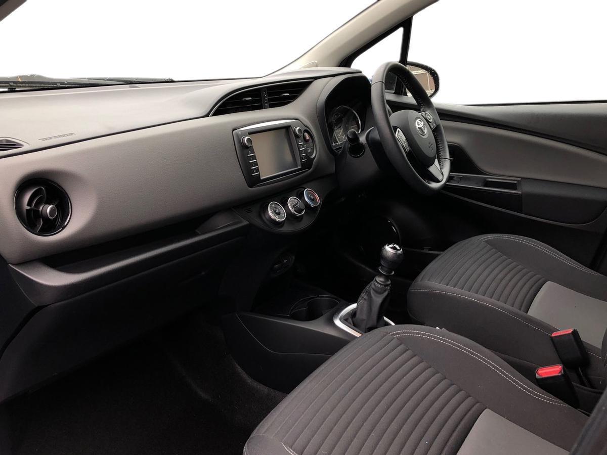 Used Toyota Yaris 2019 for sale - 78063318: Photo 14