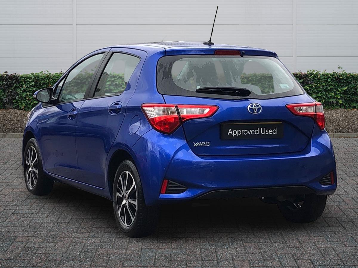 Used Toyota Yaris 2019 for sale - 78063318: Photo 2