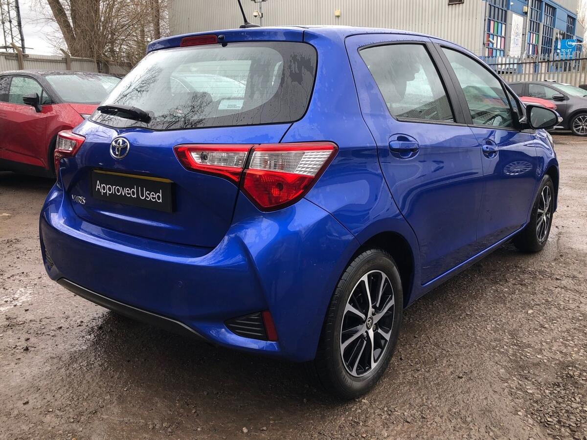 Used Toyota Yaris 2019 for sale - 78063318: Photo 7