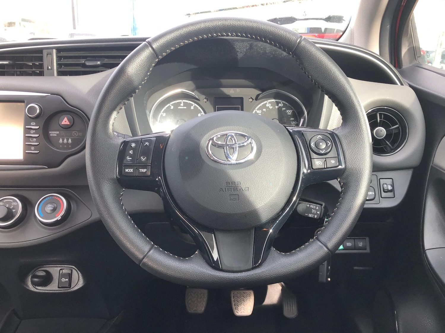 Used Toyota Yaris 2020 for sale - 77013379: Photo 10