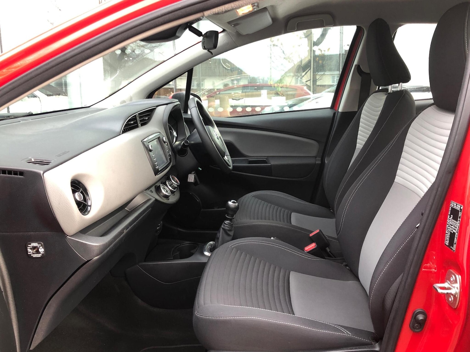 Used Toyota Yaris 2020 for sale - 77013379: Photo 16