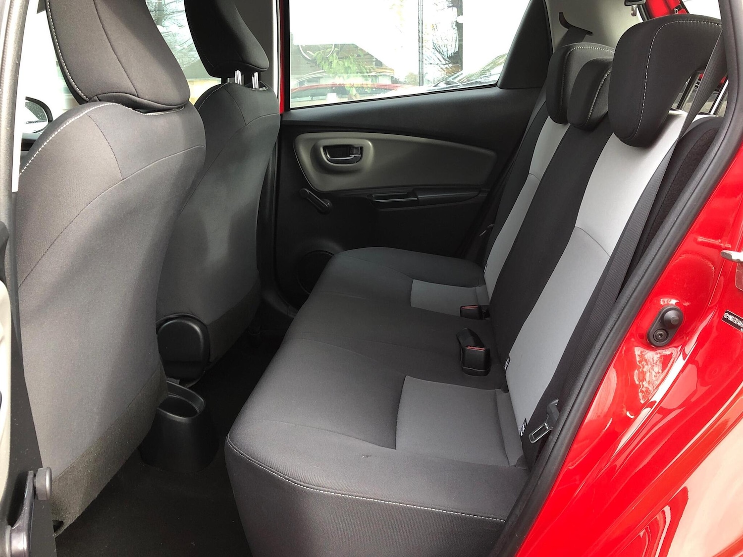 Used Toyota Yaris 2020 for sale - 77013379: Photo 18