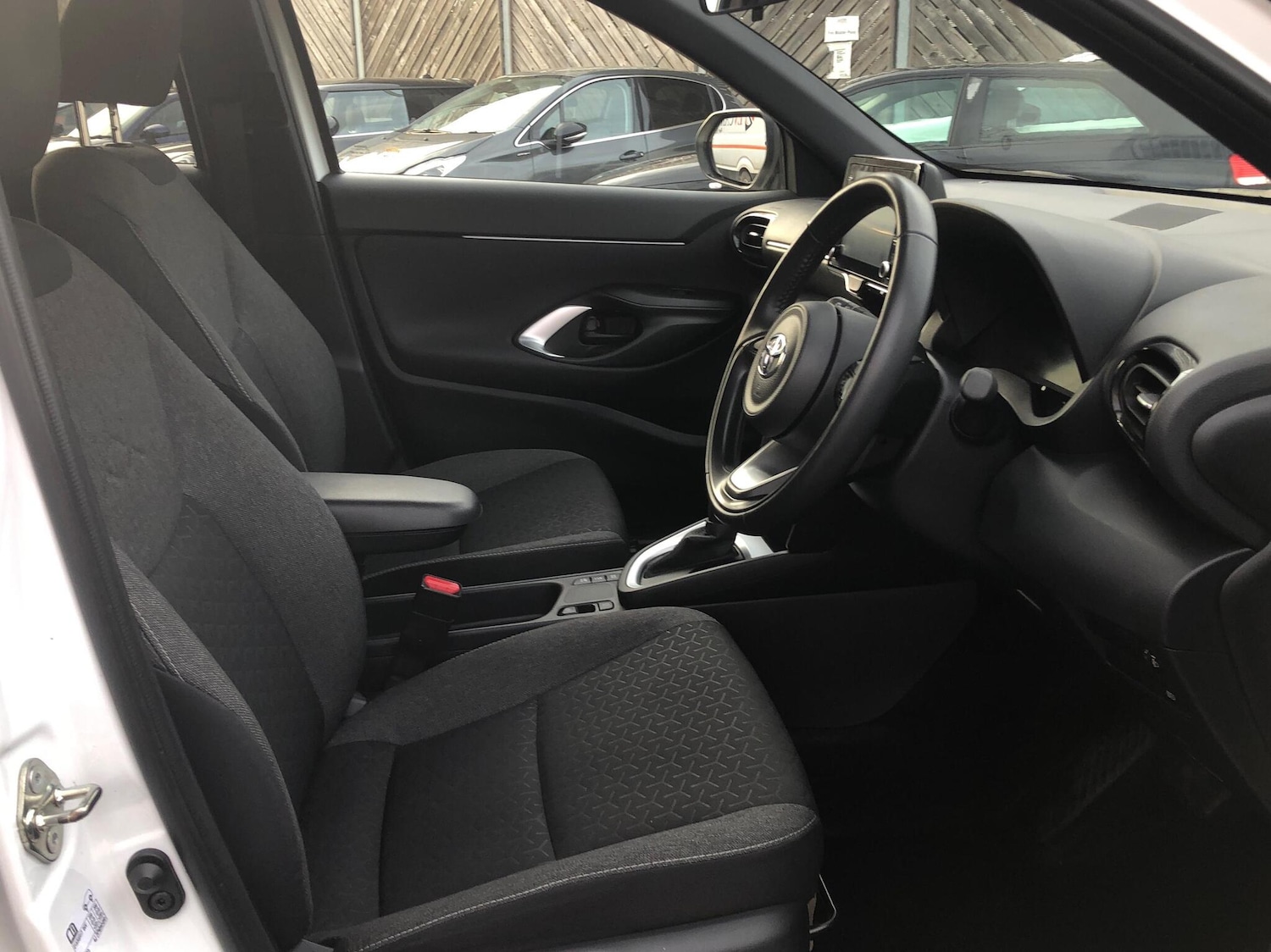 Used Toyota Yaris 2023 for sale - 76486585: Photo 11