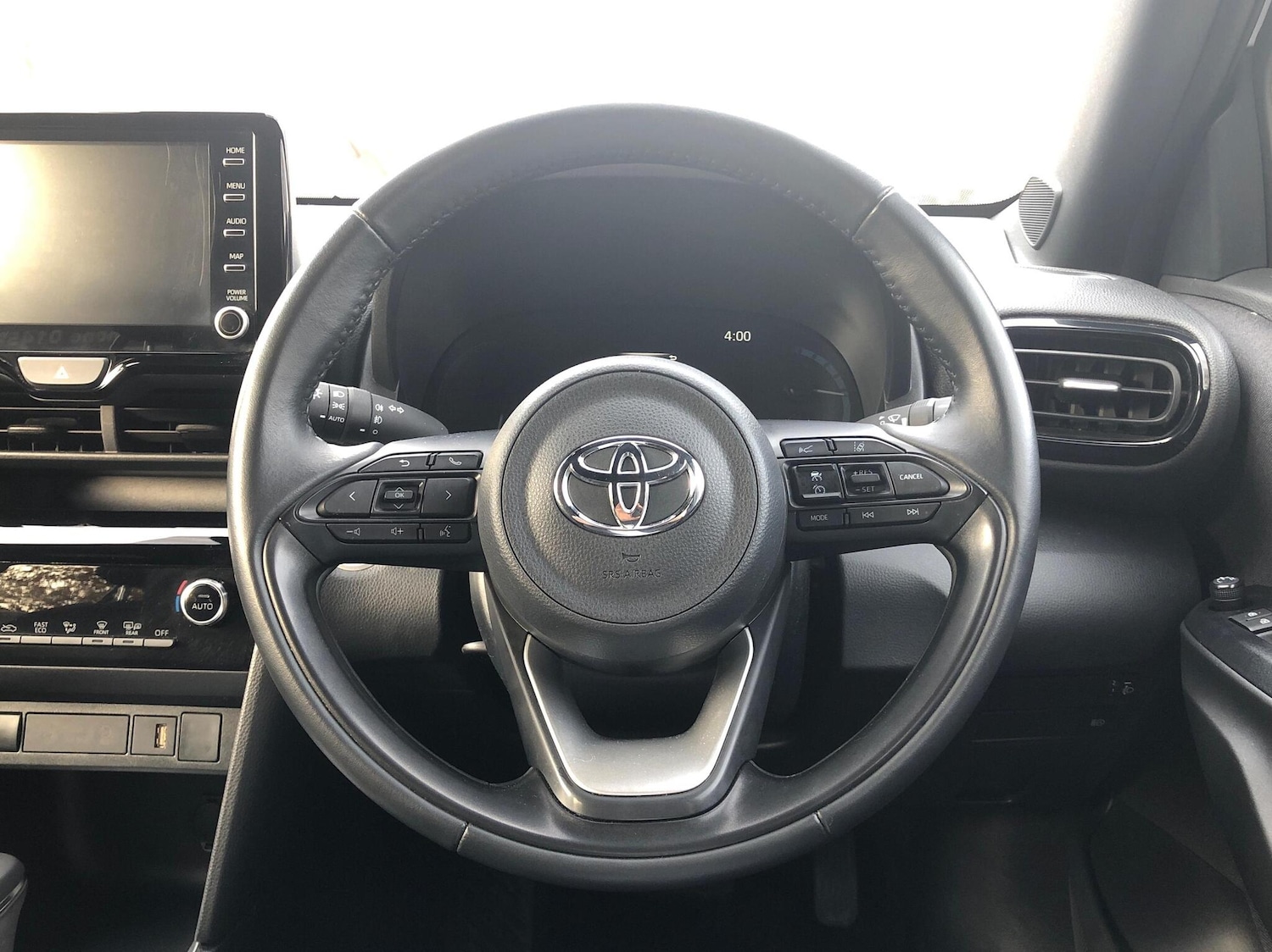 Used Toyota Yaris 2023 for sale - 76486585: Photo 8