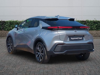 Used Toyota C-HR 2025 for sale - 79159830: Photo